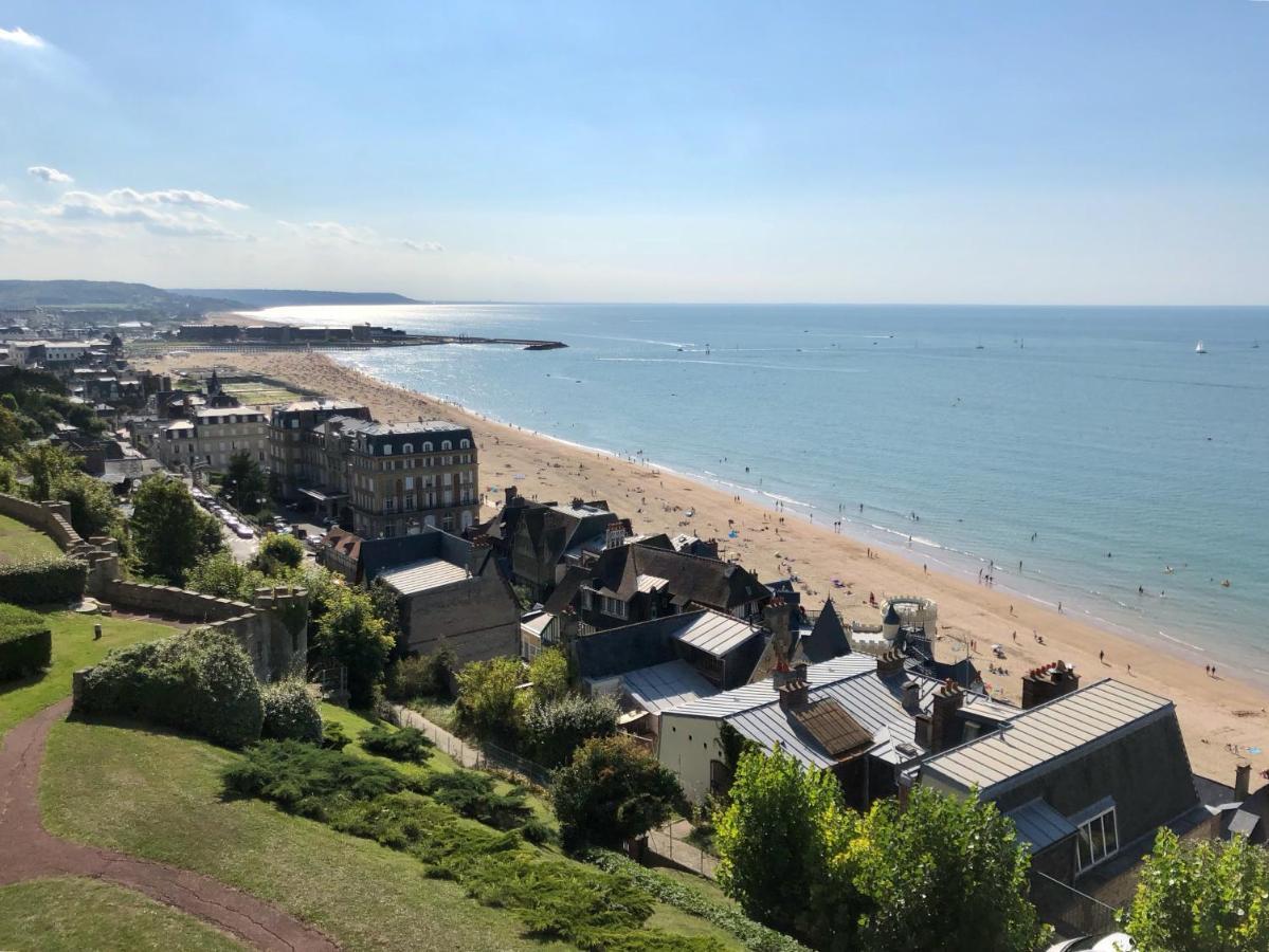Domaine Des Roches Apartment Trouville-sur-Mer Bagian luar foto