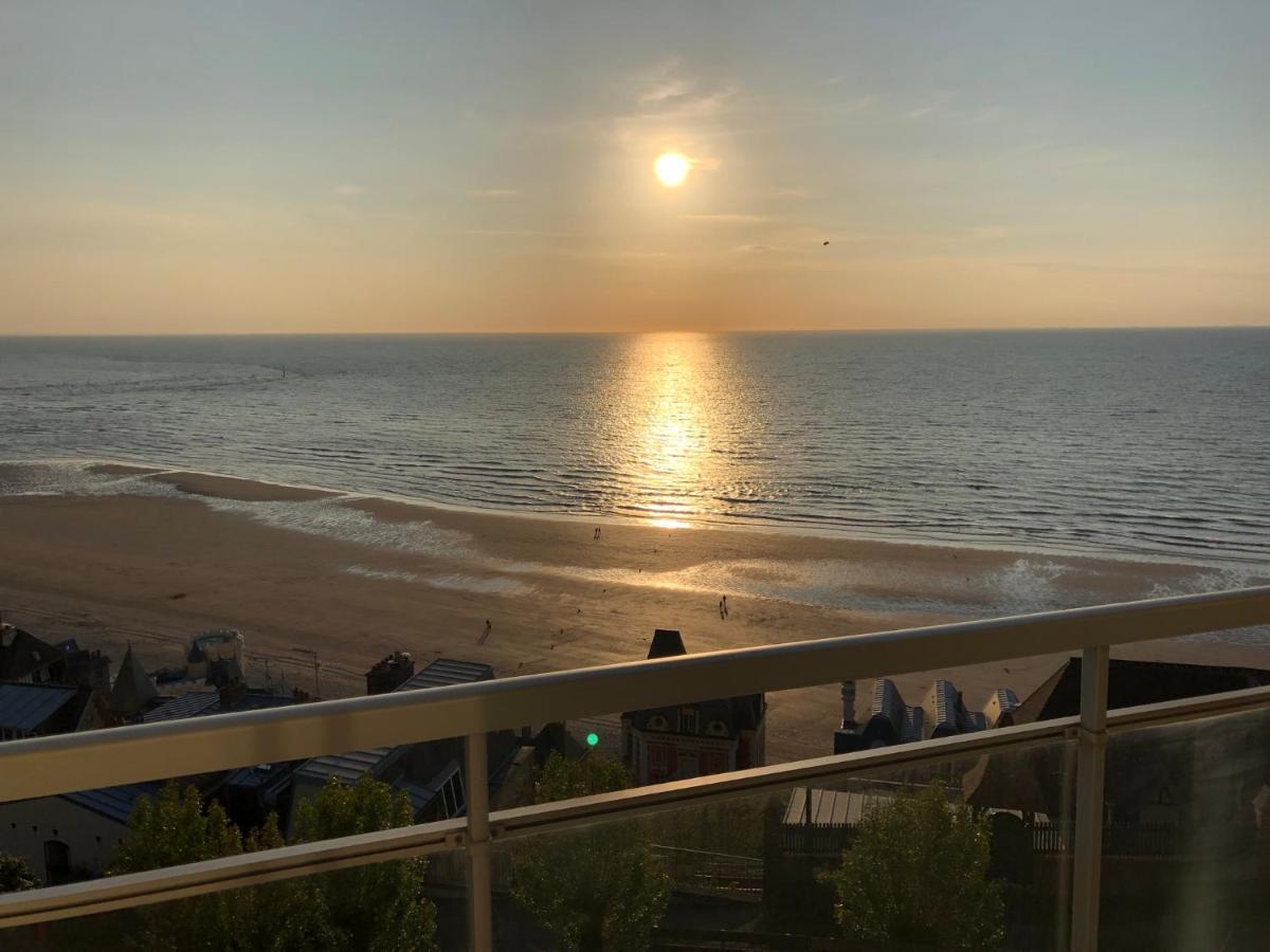 Domaine Des Roches Apartment Trouville-sur-Mer Bagian luar foto
