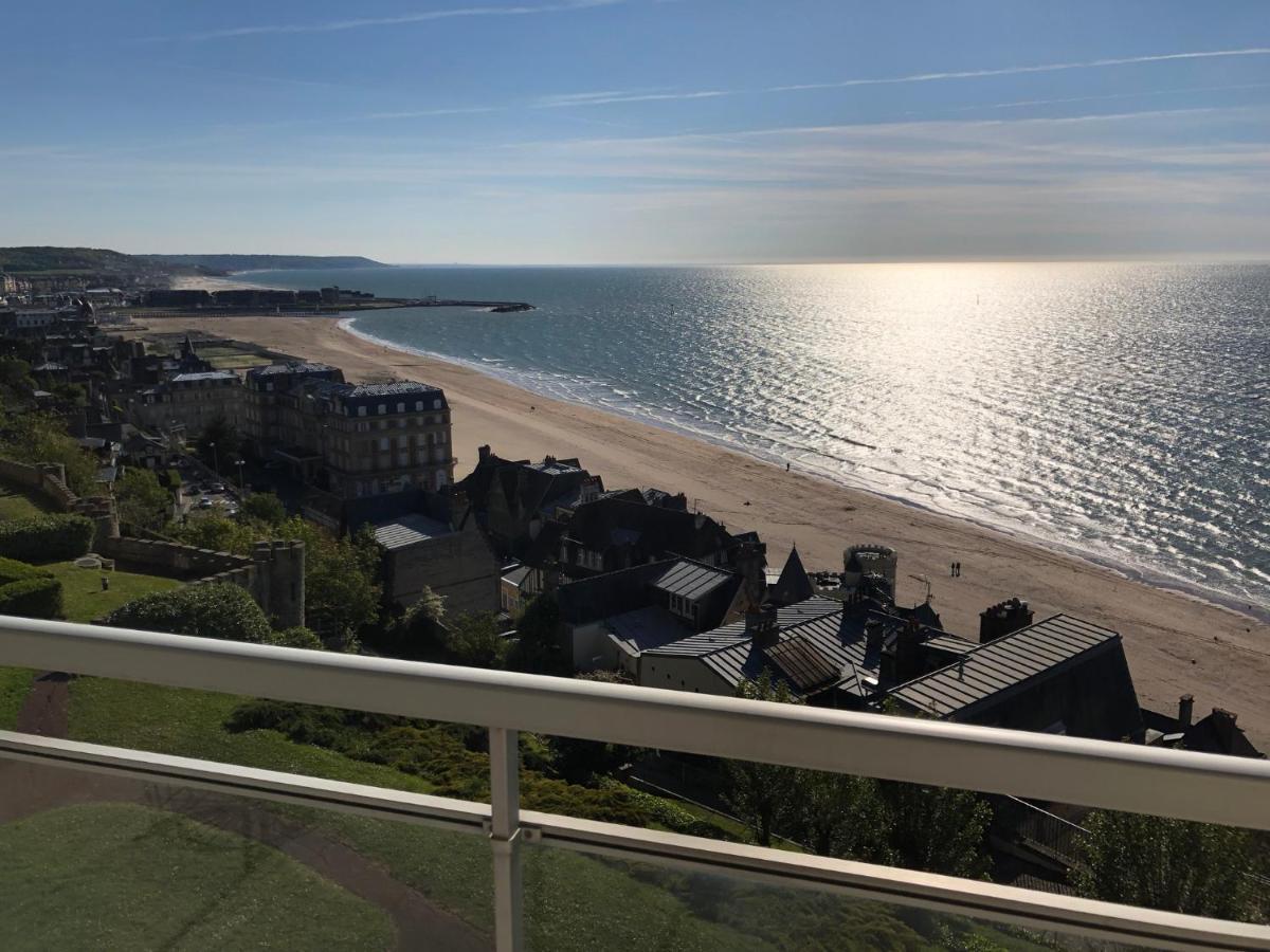 Domaine Des Roches Apartment Trouville-sur-Mer Bagian luar foto